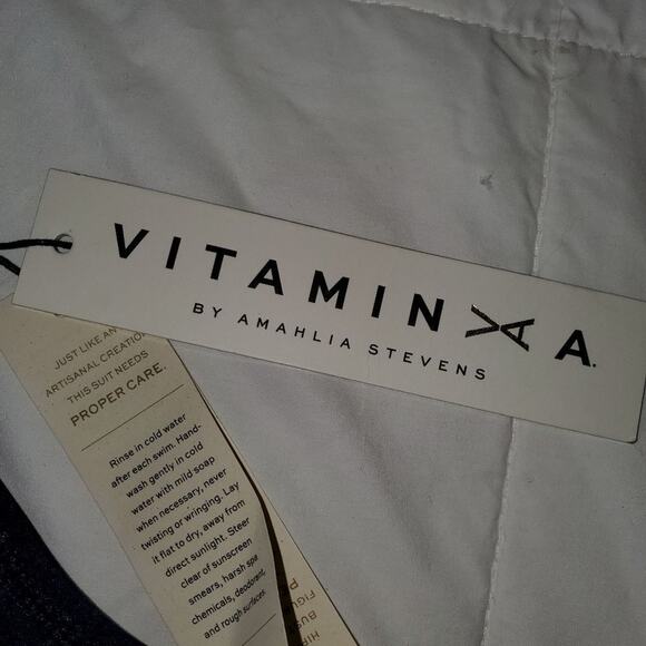 Vitamin A xs navy blue bikini bottoms new with tags - Picture 11 of 11